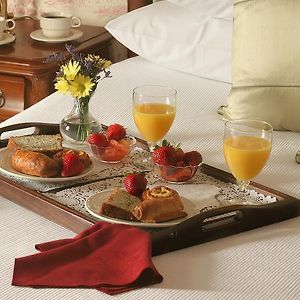 Premium Queen Room